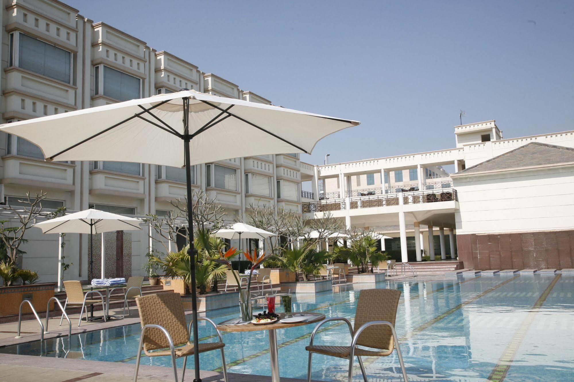 Treehouse Hotel Club & Spa Dhāruhera Εξωτερικό φωτογραφία